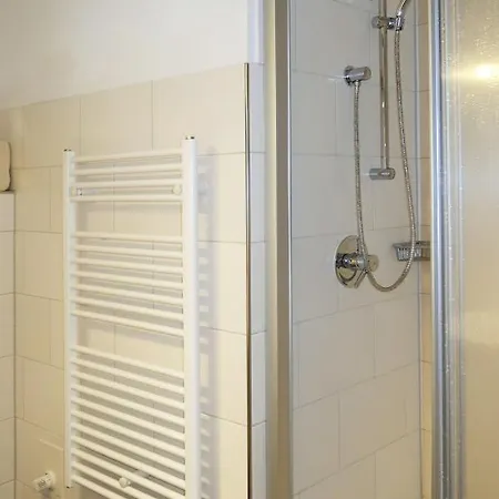 Ferienhaus Gunnar - Flu101 By Interhome *